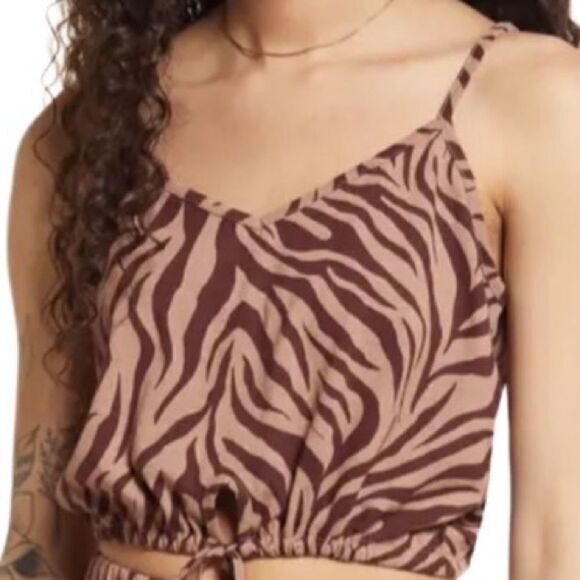 BP. Women’s top 3X animal print adjustable straps cropped V-Neck keyhole tie New - Picture 6 of 8